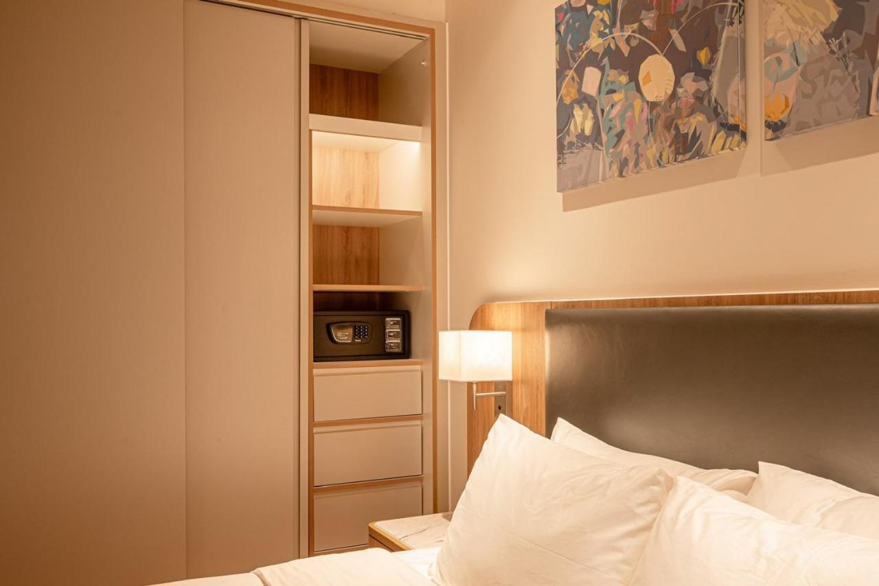 Luxury 3Br 6Br D1Mension & Zenity In District 1 Freepoolsaunagym Ho Chi Minh-staden Exteriör bild